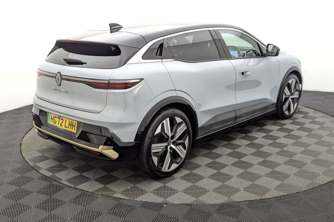 2022 RENAULT MEGANE E-TECH 2022 RENAULT MEGANE E-TECH