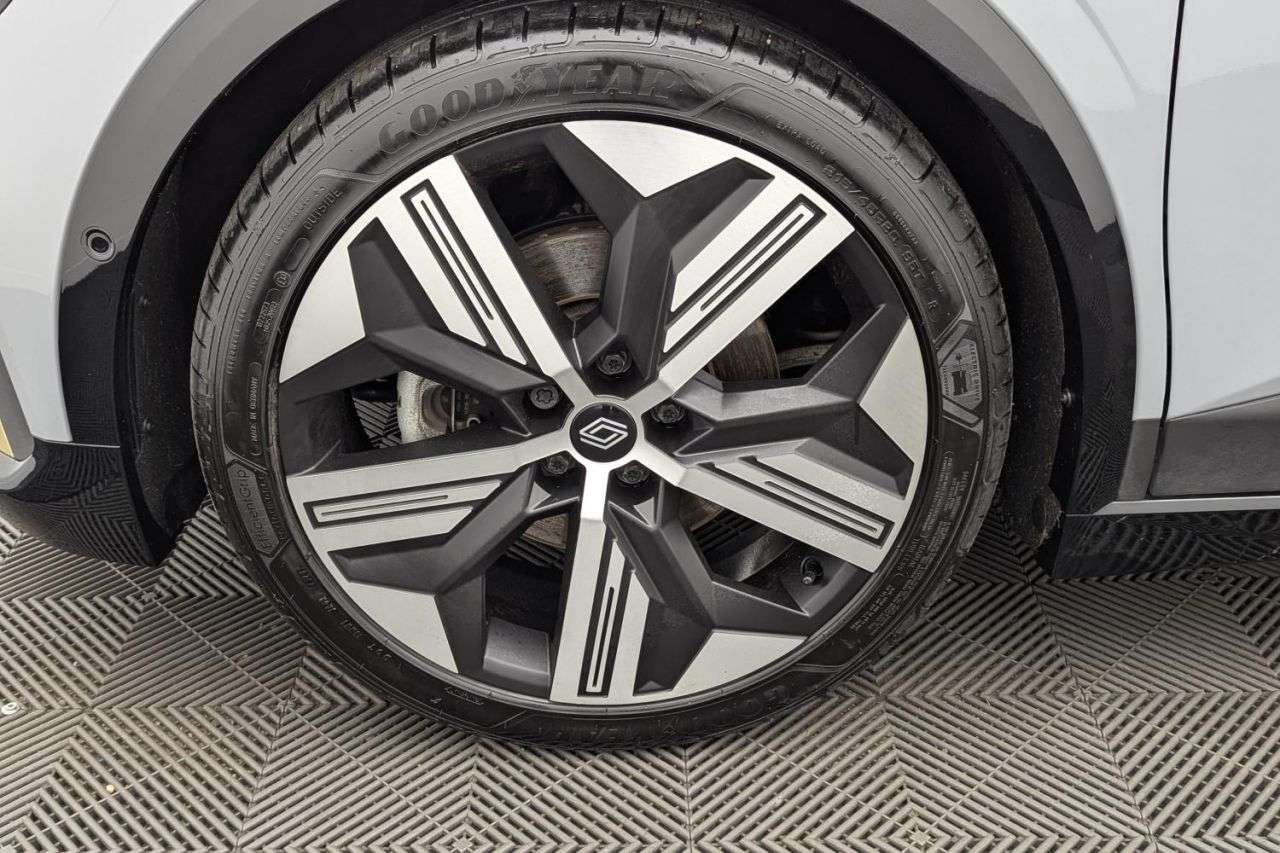 2022 RENAULT MEGANE E-TECH 2022 RENAULT MEGANE E-TECH