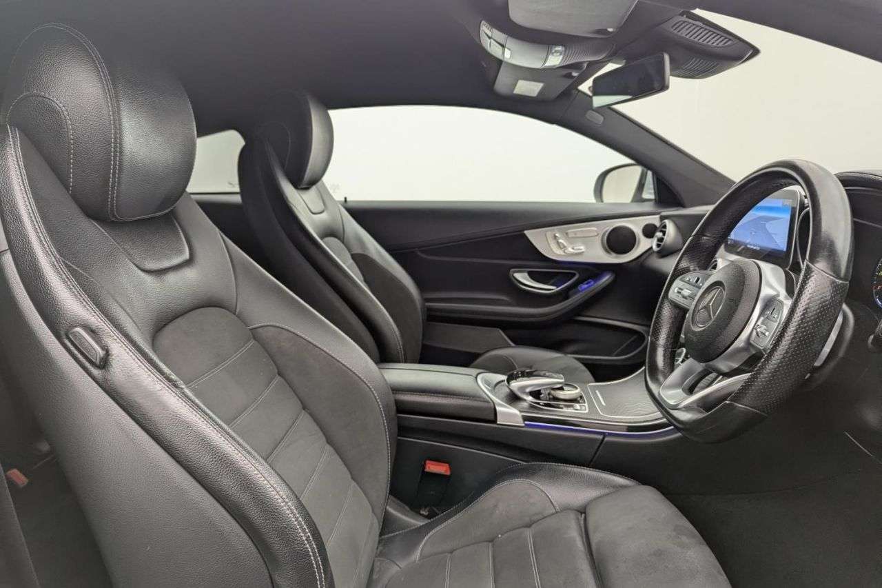 A 2019 MERCEDES-BENZ C CLASS 2.0 C300 AMG Line (Premium) Coupe 2dr Petrol G-Tronic+ Euro 6 (s/s) (258 ps A 2019 MERCEDES-BENZ C CLASS 2.0 C300 AMG Line (Premium) Coupe 2dr Petrol G-Tronic+ Euro 6 (s/s) (258 ps