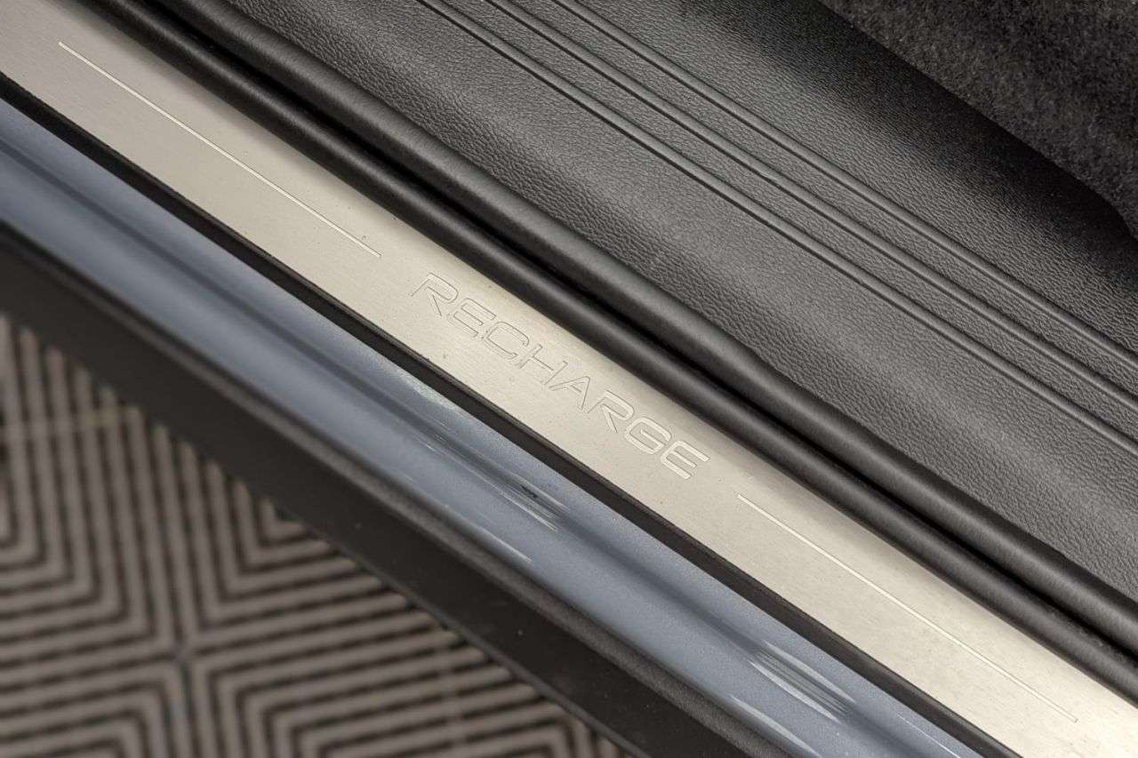 2021 VOLVO XC40 2021 VOLVO XC40