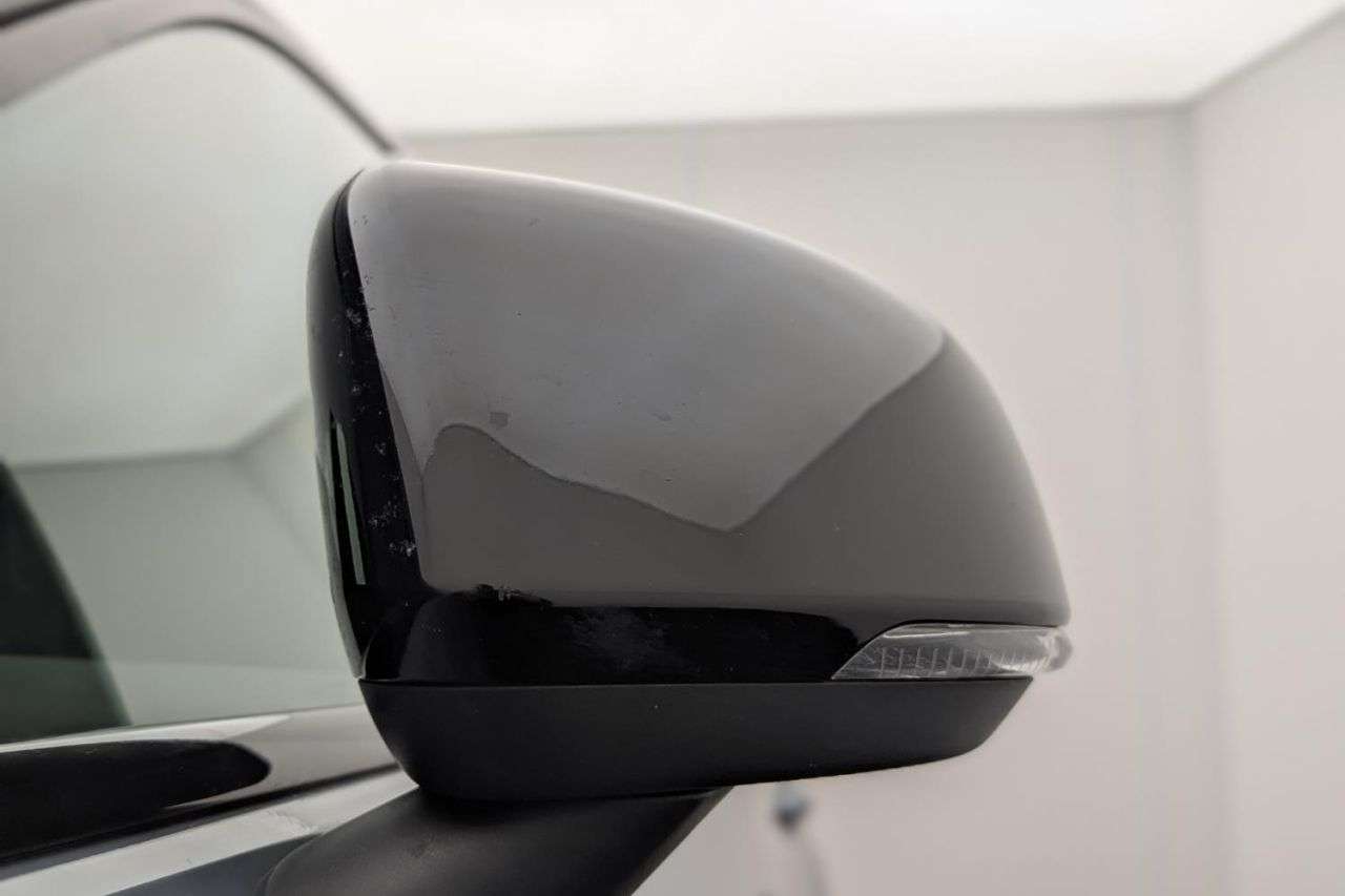 2021 VOLVO XC40 2021 VOLVO XC40