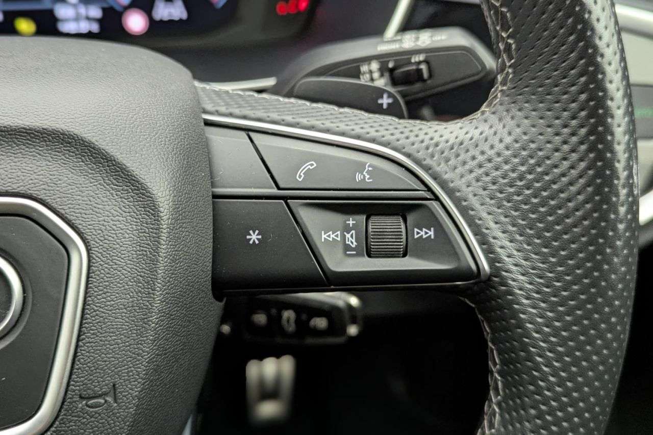 2022 AUDI Q3 2022 AUDI Q3