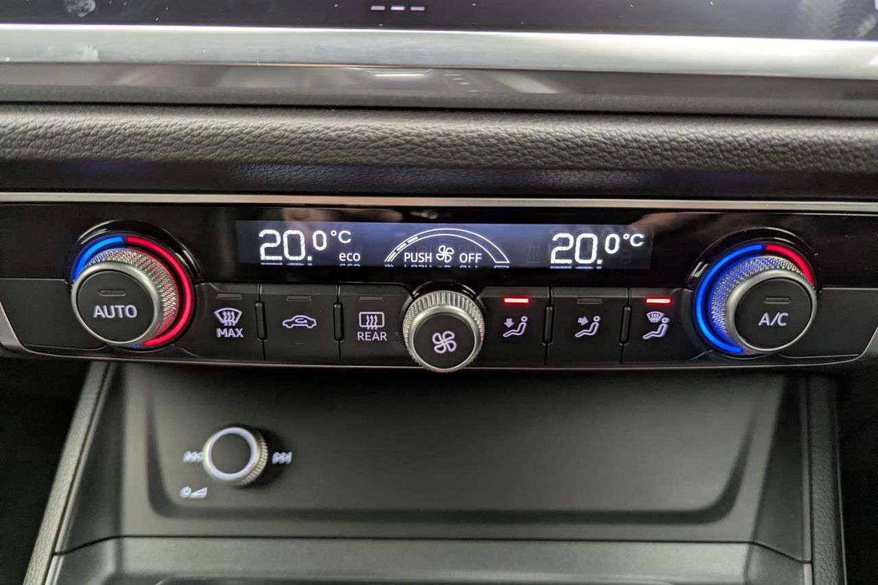 2022 AUDI Q3 2022 AUDI Q3