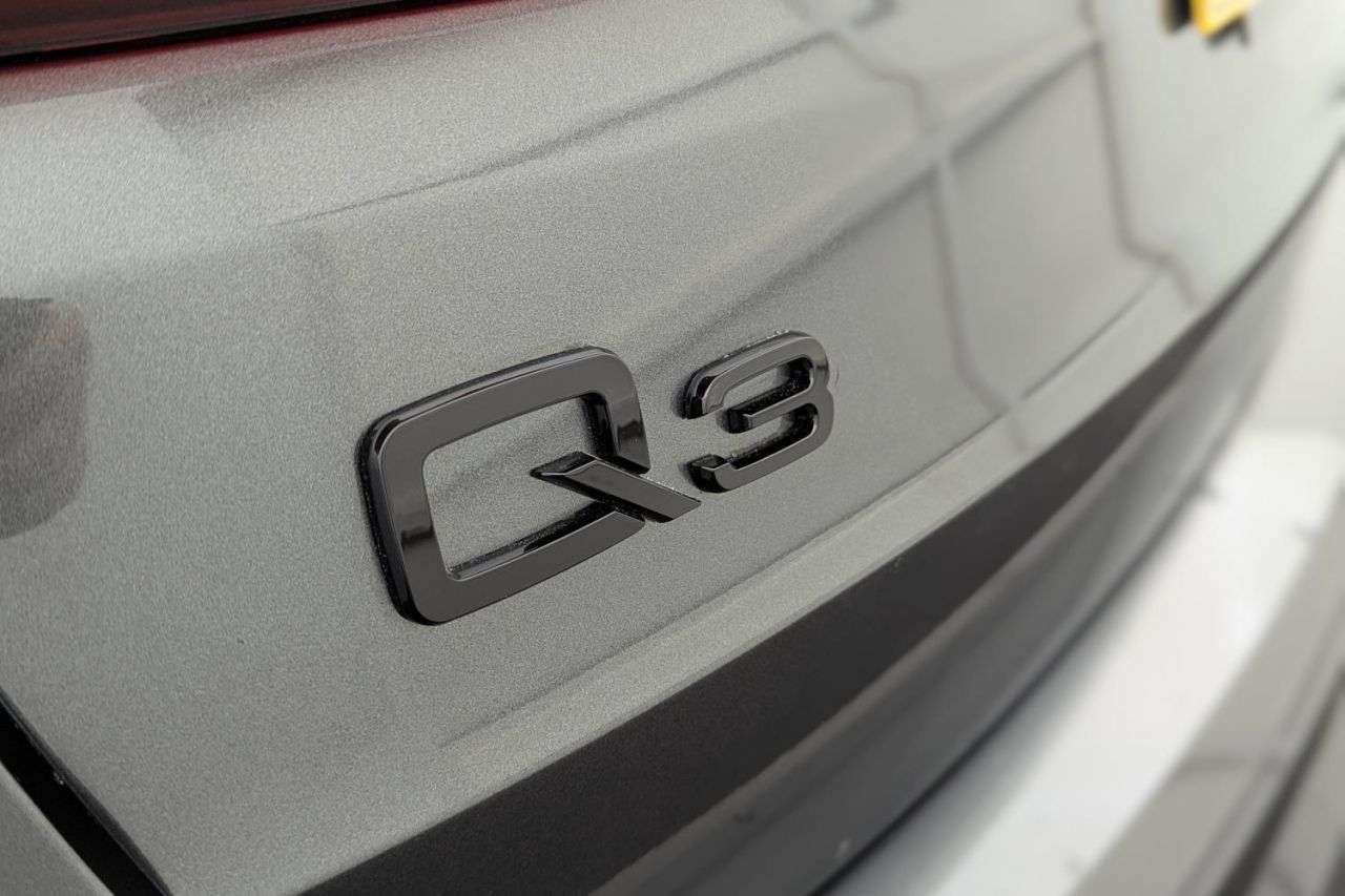 2022 AUDI Q3 2022 AUDI Q3
