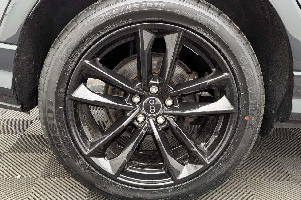 2022 AUDI Q3 2022 AUDI Q3