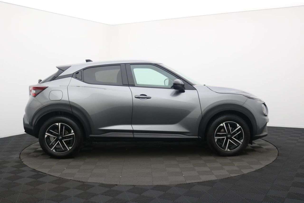 A 2024 NISSAN JUKE 1.0 DIG-T N-Connecta SUV 5dr Petrol Manual Euro 6 (s/s) (114 ps) Award Winn A 2024 NISSAN JUKE 1.0 DIG-T N-Connecta SUV 5dr Petrol Manual Euro 6 (s/s) (114 ps) Award Winn
