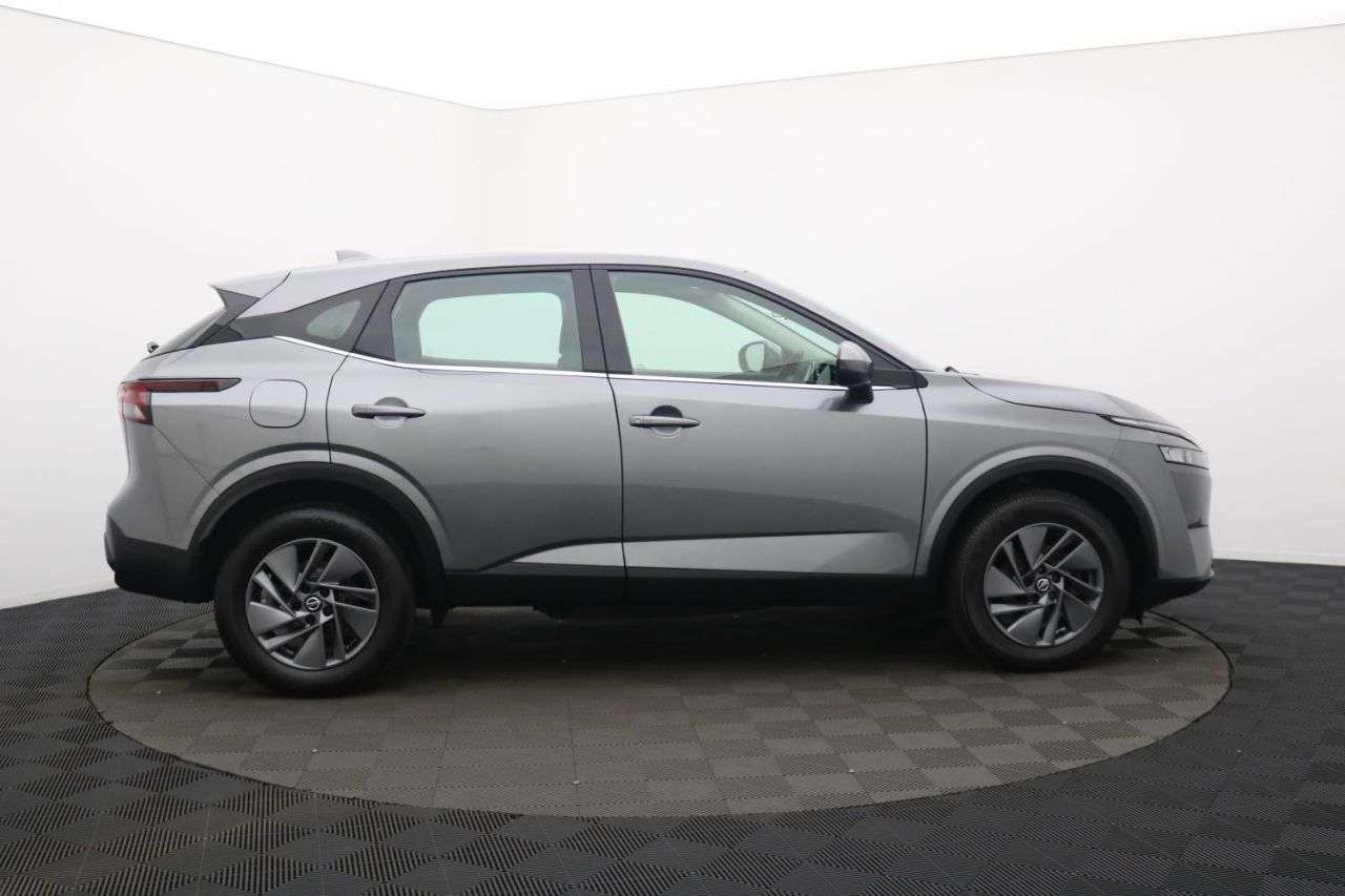 A 2021 NISSAN QASHQAI 1.3 DIG-T MHEV Acenta Premium SUV 5dr Petrol Hybrid Manual Euro 6 (s/s) (14 A 2021 NISSAN QASHQAI 1.3 DIG-T MHEV Acenta Premium SUV 5dr Petrol Hybrid Manual Euro 6 (s/s) (14