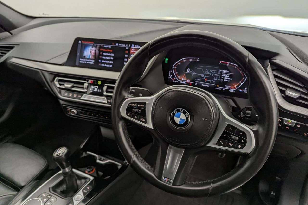 2021 BMW 1 SERIES 2021 BMW 1 SERIES