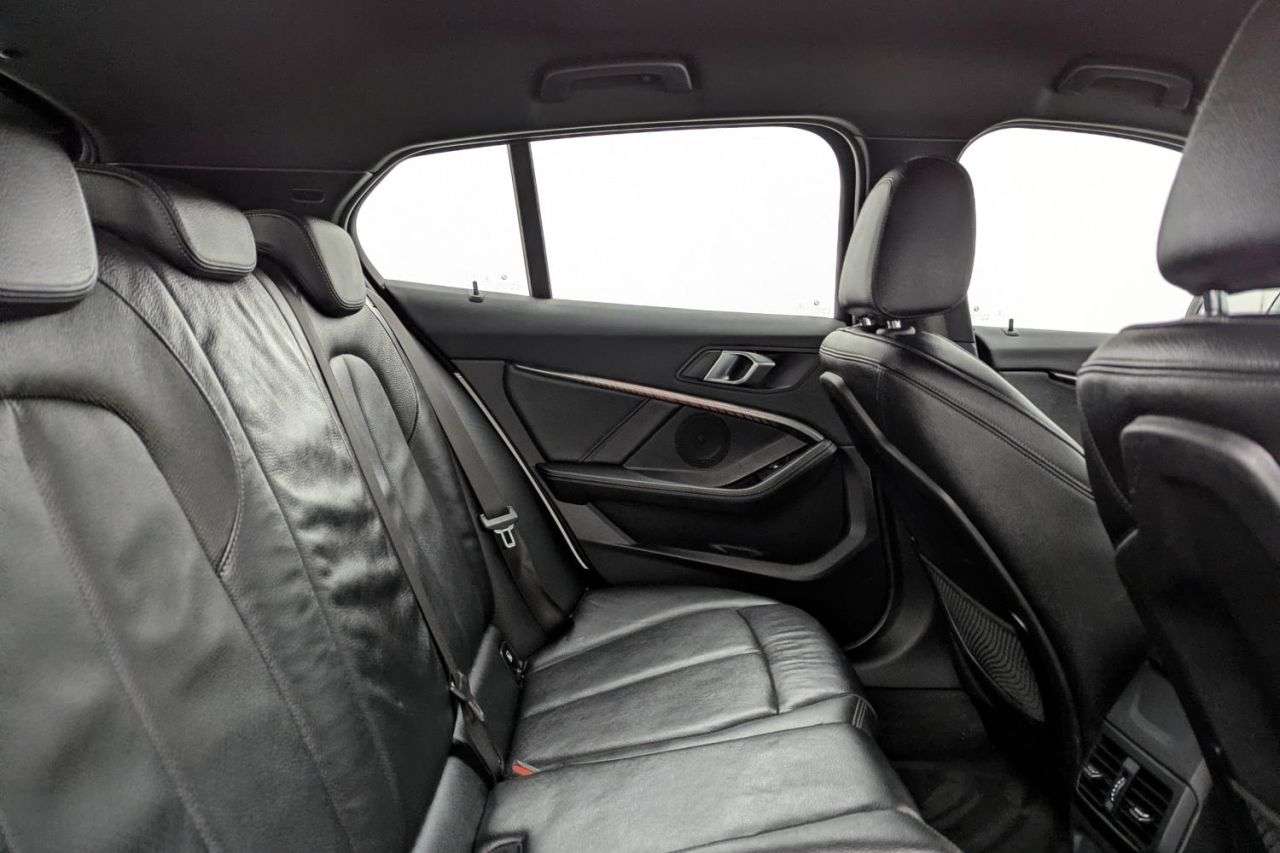 2021 BMW 1 SERIES 2021 BMW 1 SERIES