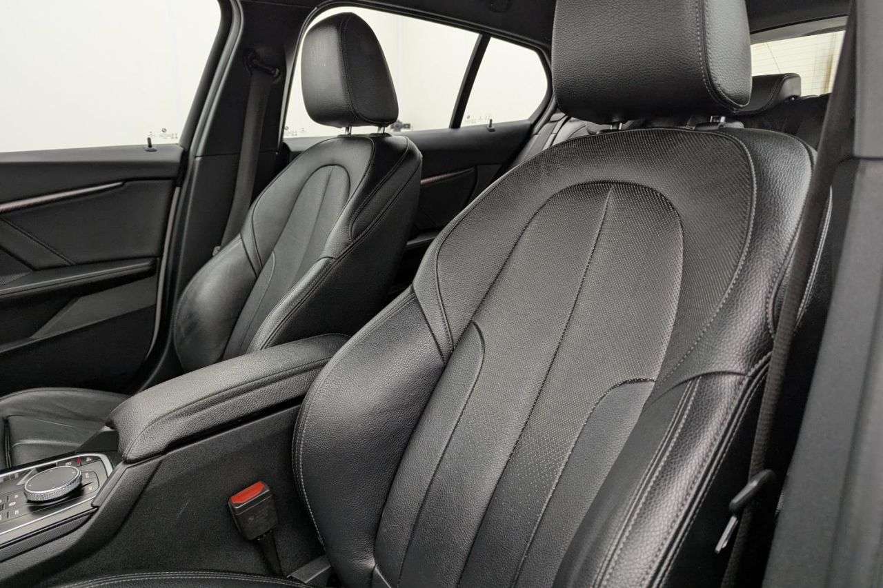 2021 BMW 1 SERIES 2021 BMW 1 SERIES