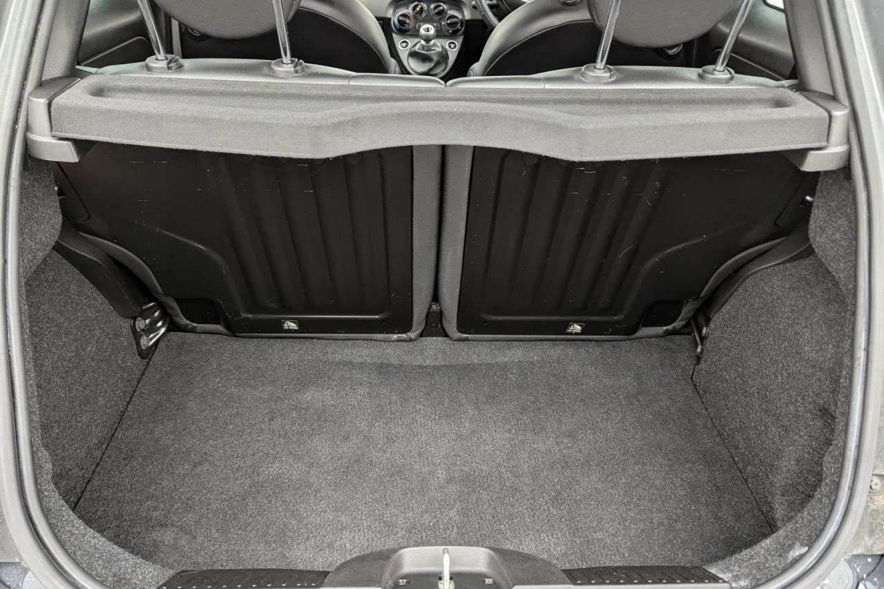 2019 FIAT 500 2019 FIAT 500