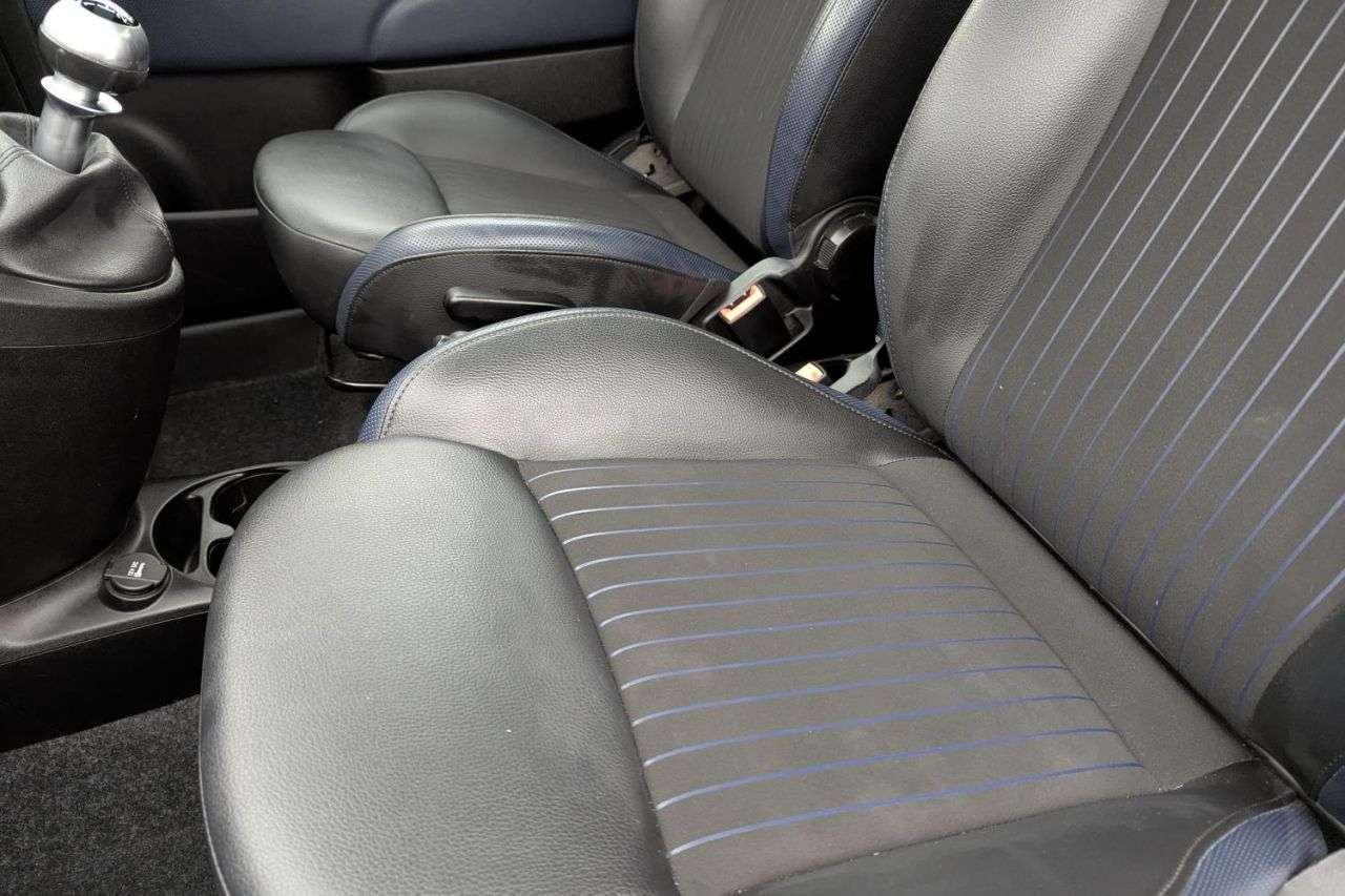 2019 FIAT 500 2019 FIAT 500