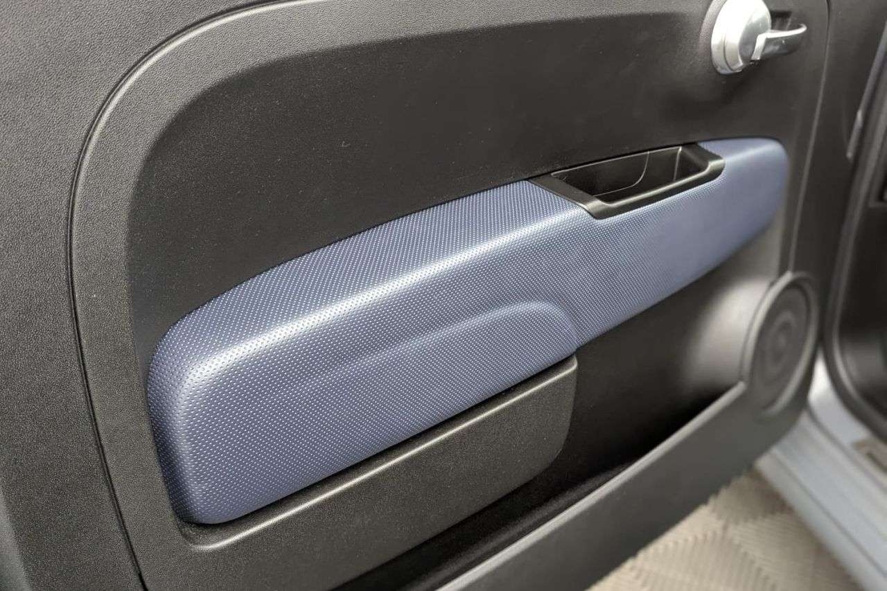 2019 FIAT 500 2019 FIAT 500