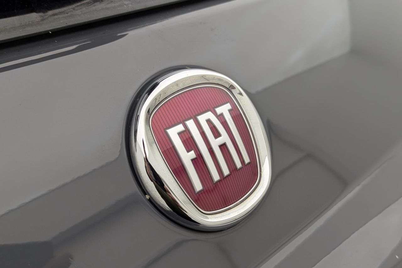 2019 FIAT 500 2019 FIAT 500