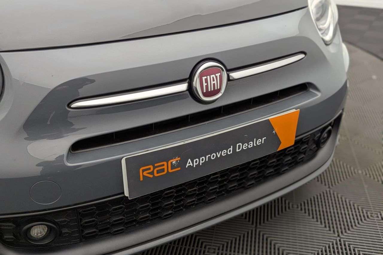 2019 FIAT 500 2019 FIAT 500