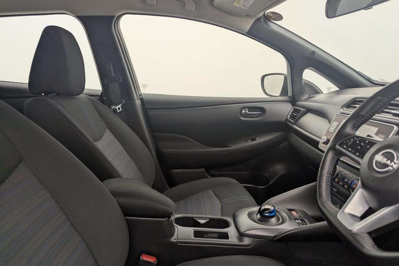 2022 NISSAN LEAF 2022 NISSAN LEAF