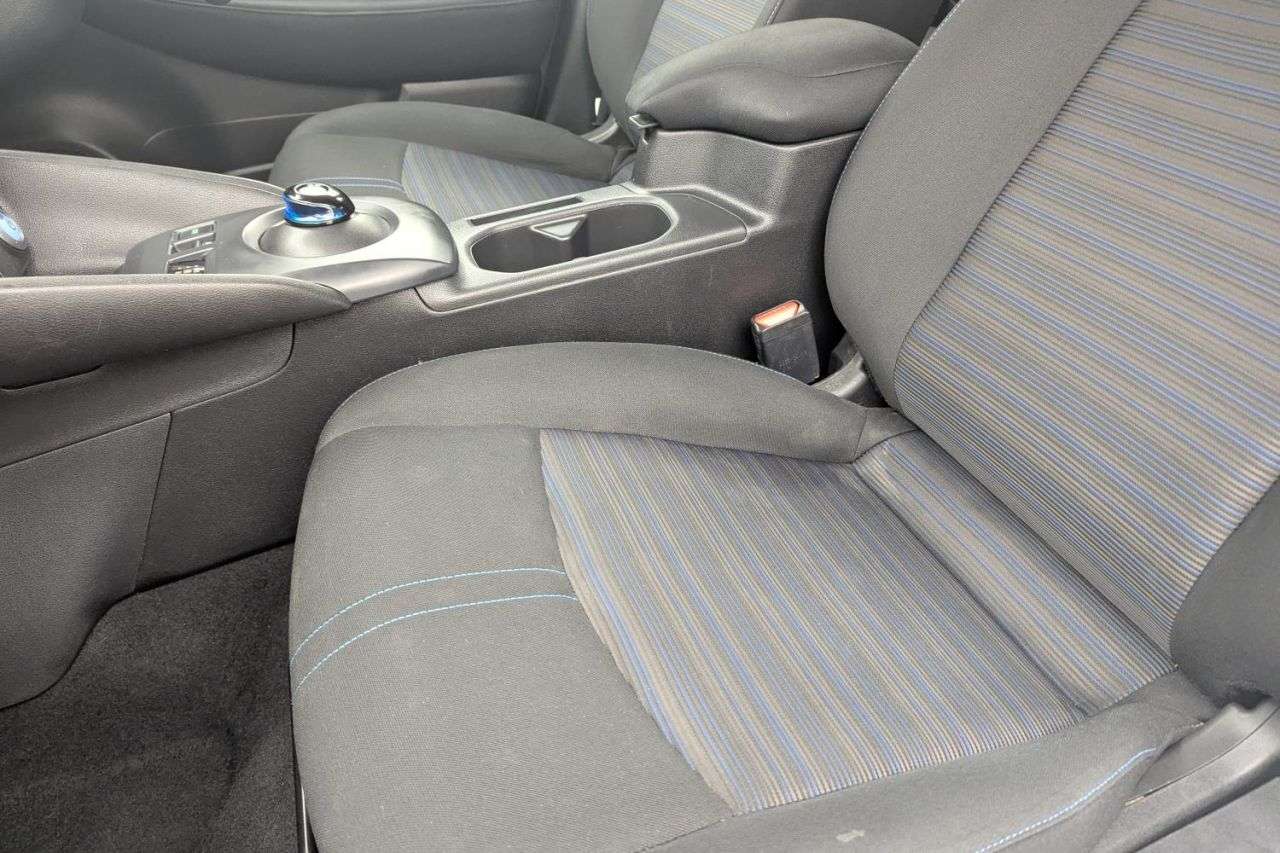 2022 NISSAN LEAF 2022 NISSAN LEAF