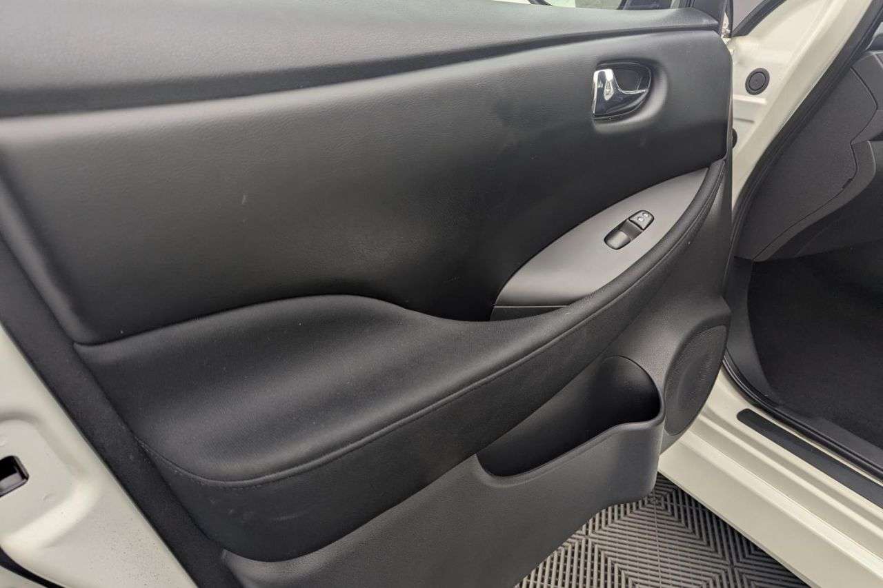 2022 NISSAN LEAF 2022 NISSAN LEAF