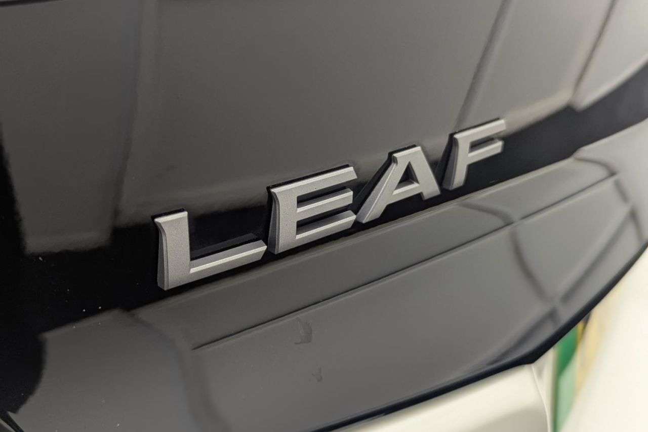 2022 NISSAN LEAF 2022 NISSAN LEAF