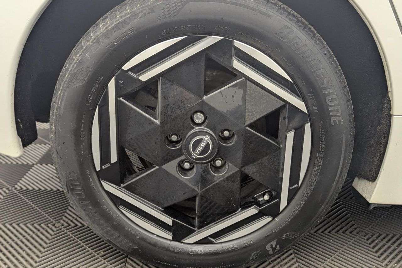 2022 NISSAN LEAF 2022 NISSAN LEAF