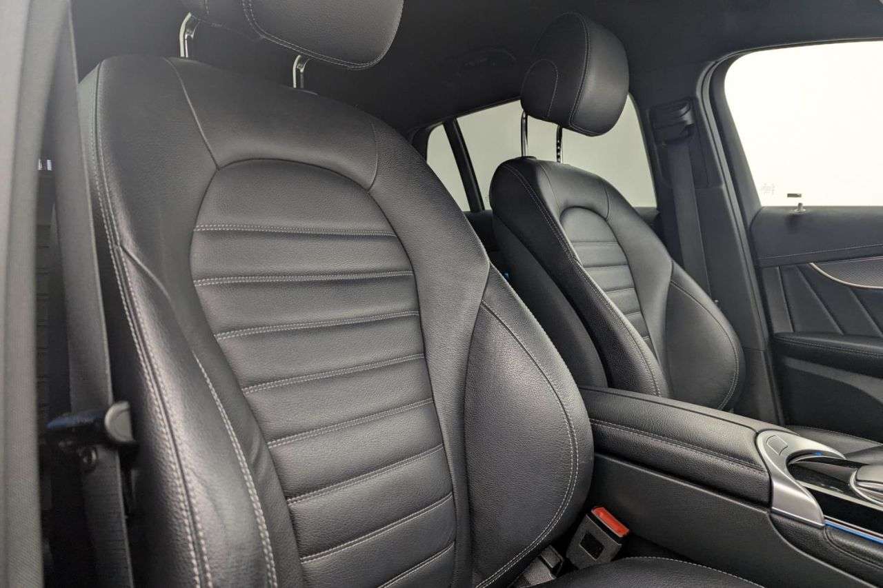 2021 MERCEDES-BENZ EQC 2021 MERCEDES-BENZ EQC