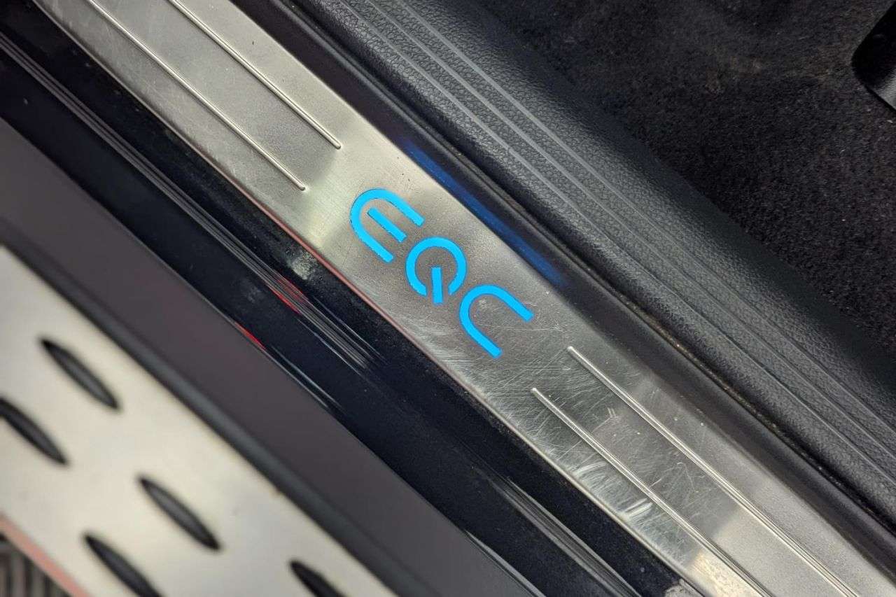 2021 MERCEDES-BENZ EQC 2021 MERCEDES-BENZ EQC