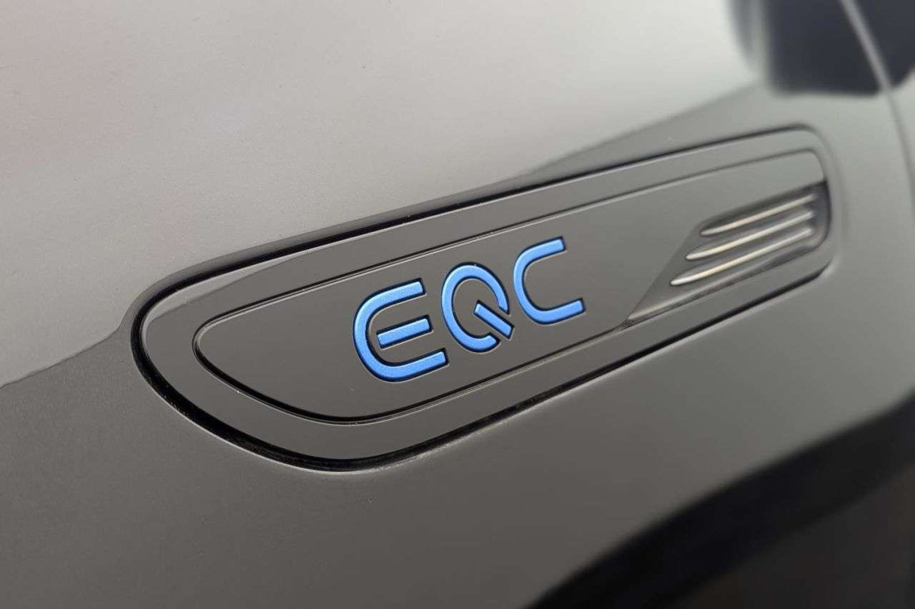 2021 MERCEDES-BENZ EQC 2021 MERCEDES-BENZ EQC