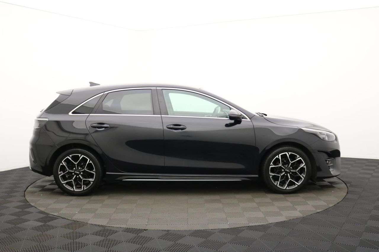 2022 KIA CEED 2022 KIA CEED