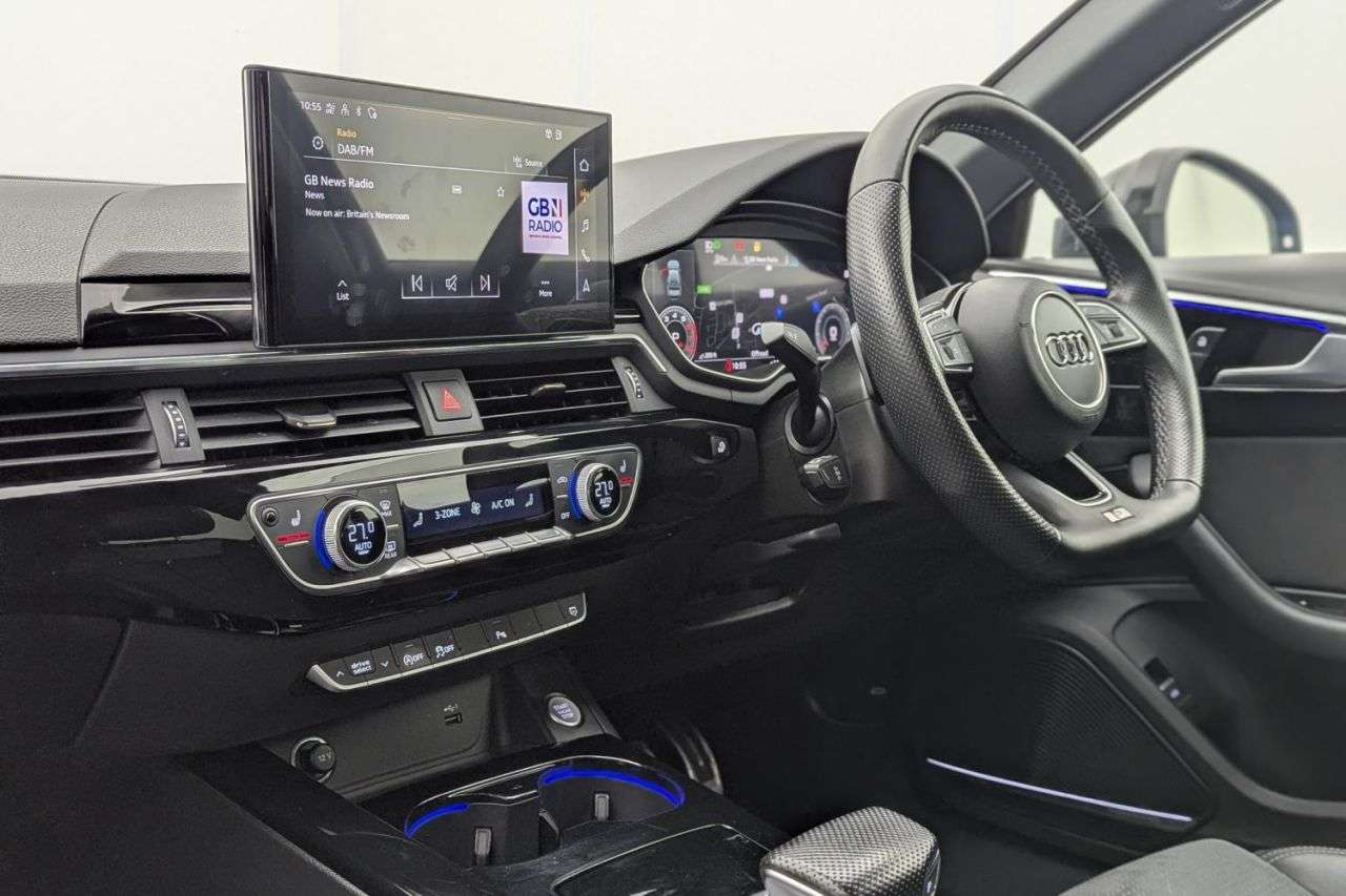 2021 AUDI A4 2021 AUDI A4