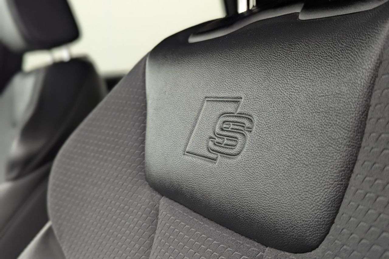 2021 AUDI A4 2021 AUDI A4