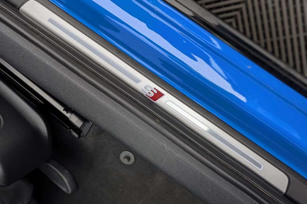 2021 AUDI A4 2021 AUDI A4