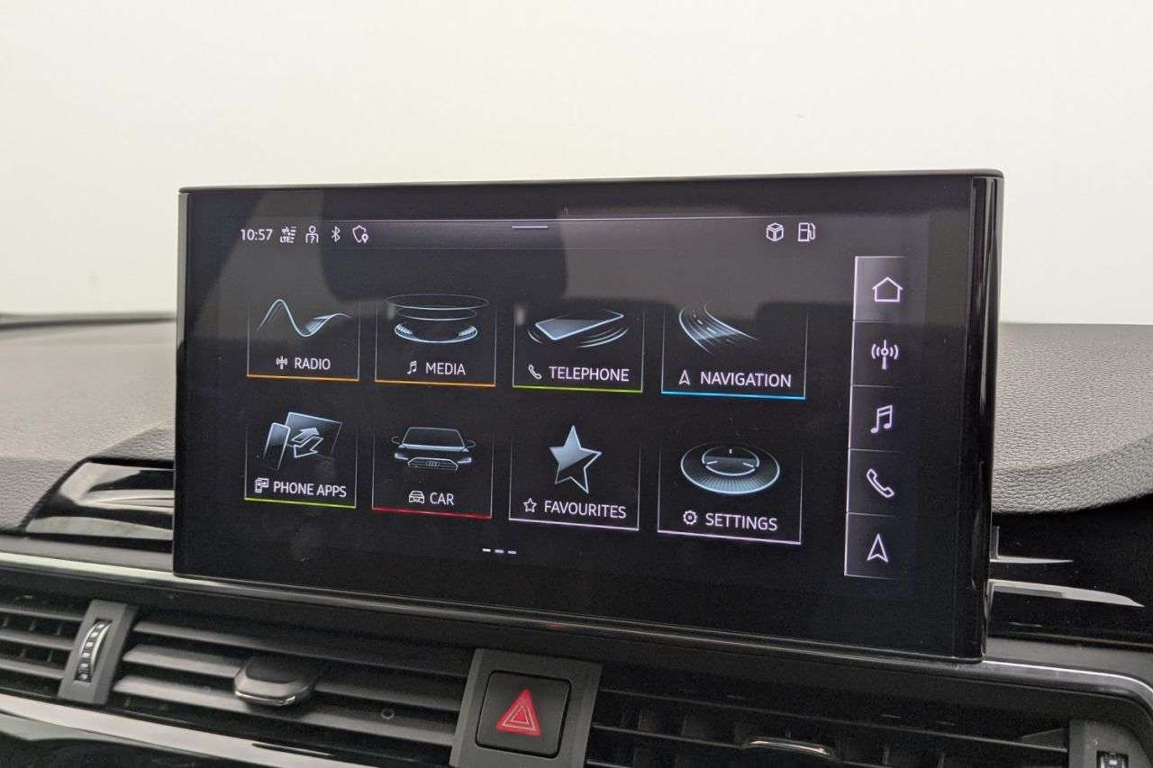 2021 AUDI A4 2021 AUDI A4