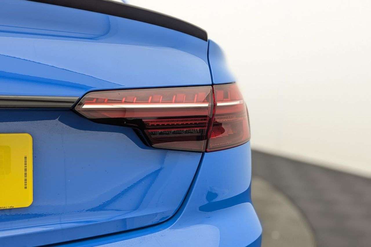 2021 AUDI A4 2021 AUDI A4