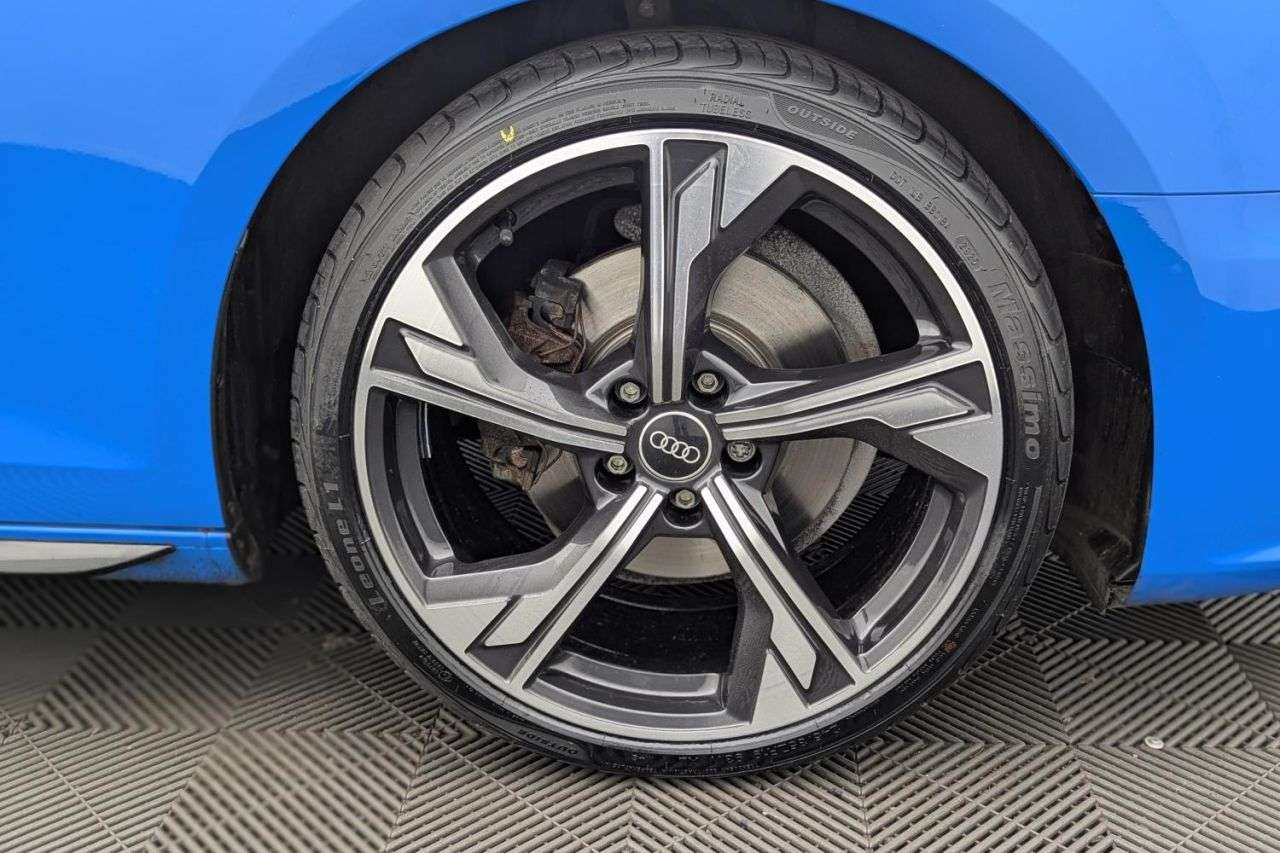 2021 AUDI A4 2021 AUDI A4