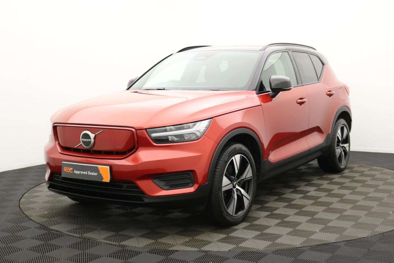 2021 VOLVO XC40 2021 VOLVO XC40