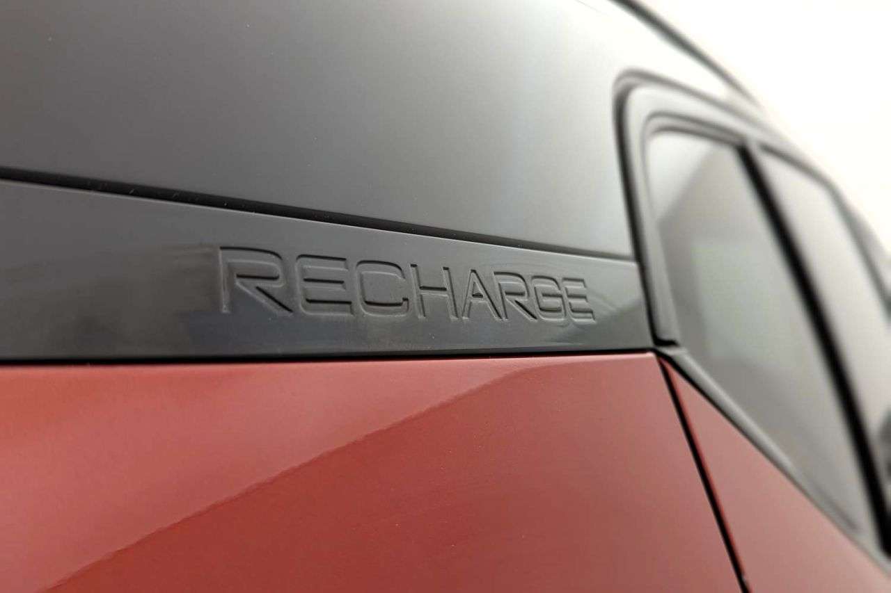 2021 VOLVO XC40 2021 VOLVO XC40