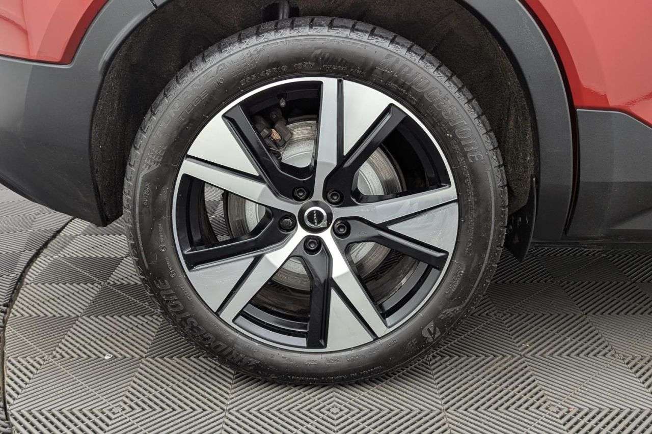 2021 VOLVO XC40 2021 VOLVO XC40