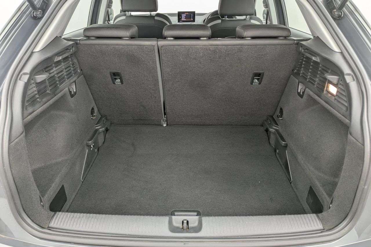 2018 AUDI Q2 2018 AUDI Q2