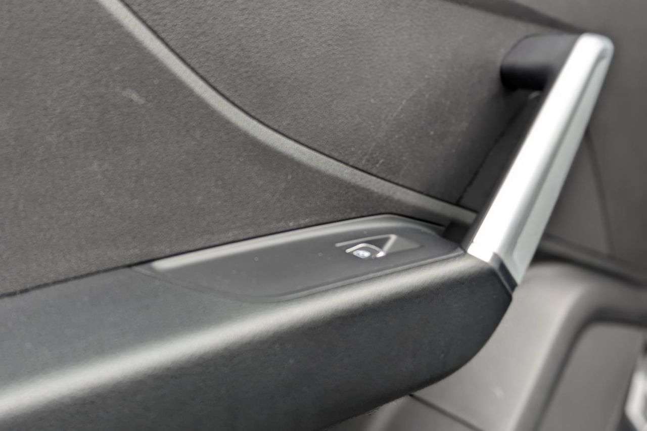 2018 AUDI Q2 2018 AUDI Q2