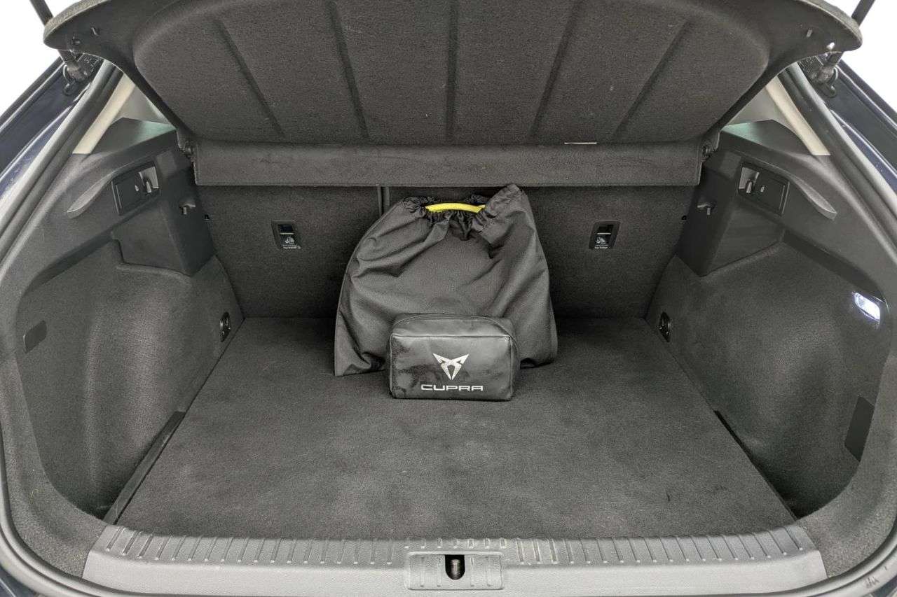 2021 CUPRA FORMENTOR 2021 CUPRA FORMENTOR