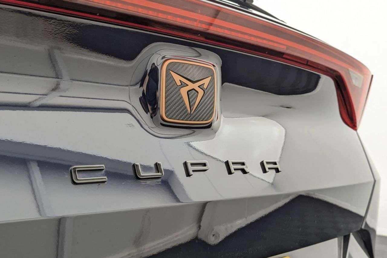 2021 CUPRA FORMENTOR 2021 CUPRA FORMENTOR