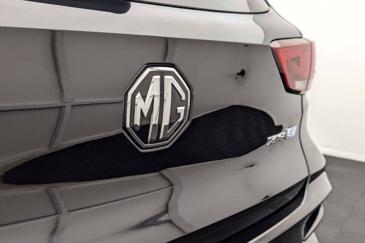 2022 MG MG ZS 2022 MG MG ZS