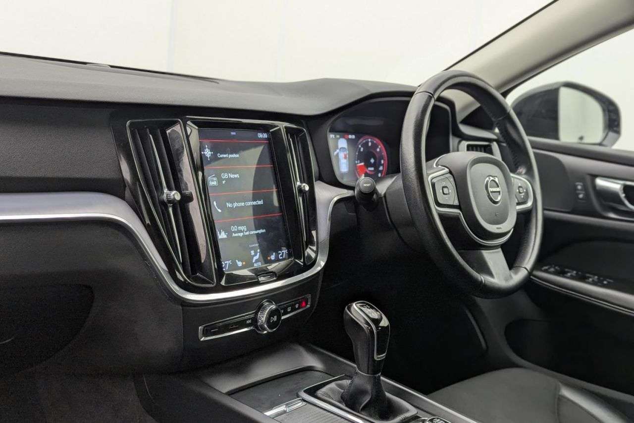 2019 VOLVO V60 2019 VOLVO V60