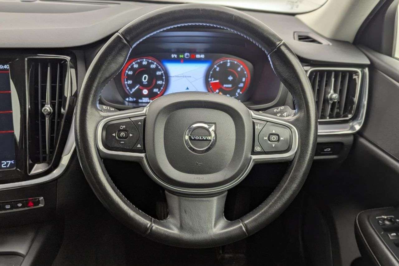 2019 VOLVO V60 2019 VOLVO V60