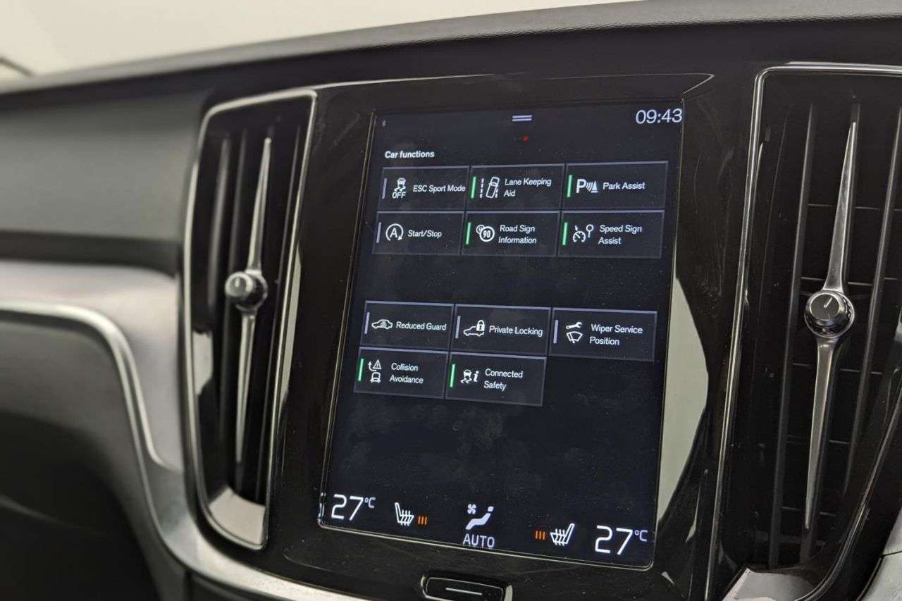 2019 VOLVO V60 2019 VOLVO V60