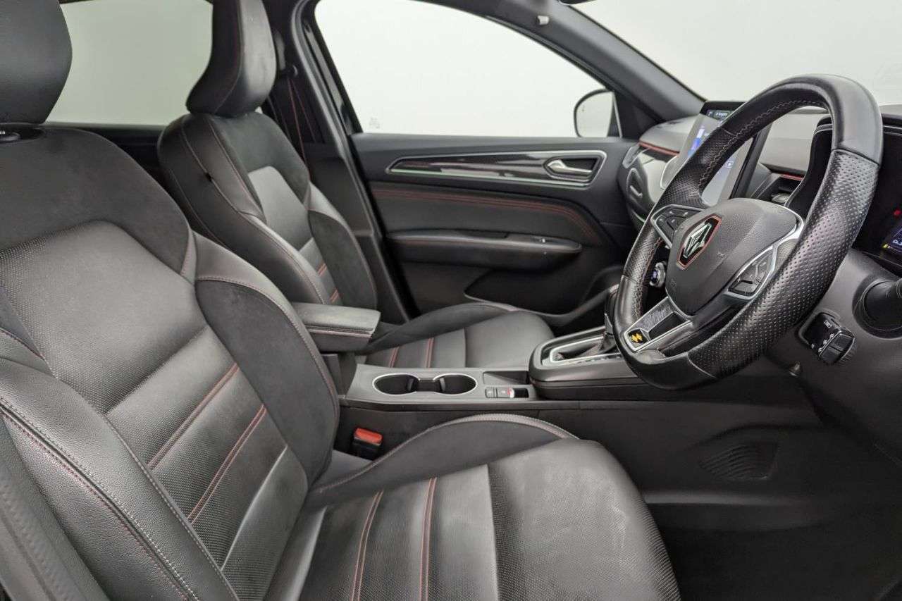 A 2022 RENAULT ARKANA 1.6 E-TECH r.s. line SUV 5dr Petrol Hybrid Auto 2WD Euro 6 (s/s) (145 bhp) A 2022 RENAULT ARKANA 1.6 E-TECH r.s. line SUV 5dr Petrol Hybrid Auto 2WD Euro 6 (s/s) (145 bhp)