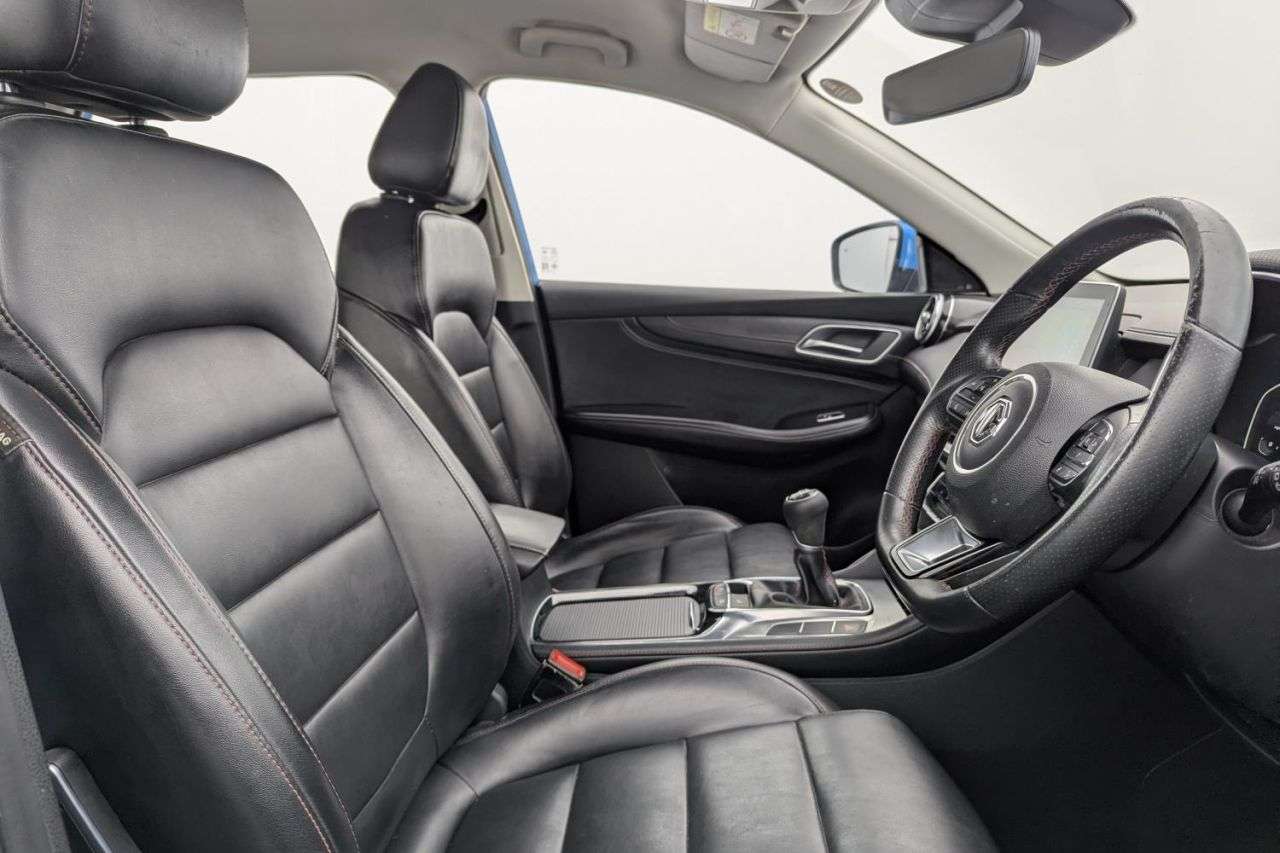 A 2023 MG MG HS 1.5 T-GDI Excite SUV 5dr Petrol Manual Euro 6 (s/s) (162 ps) Award Winning A 2023 MG MG HS 1.5 T-GDI Excite SUV 5dr Petrol Manual Euro 6 (s/s) (162 ps) Award Winning