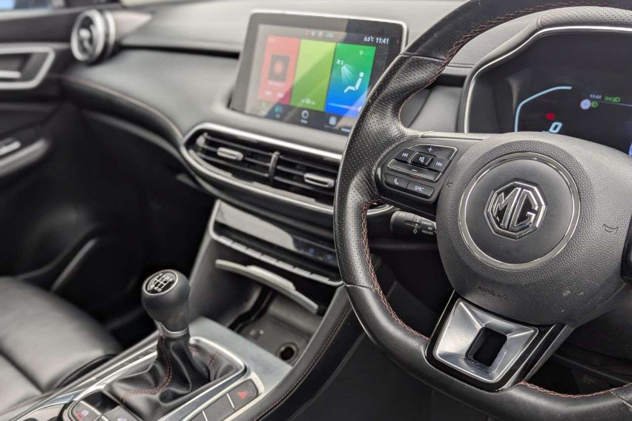 2023 MG MG HS 2023 MG MG HS