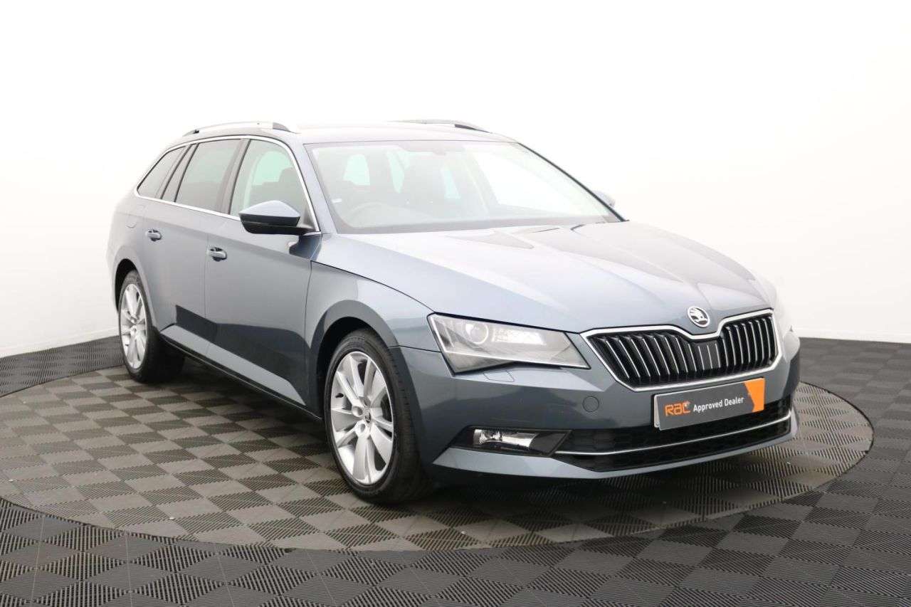 2017 SKODA SUPERB 2017 SKODA SUPERB