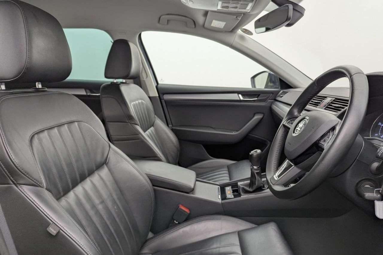 2017 SKODA SUPERB 2017 SKODA SUPERB